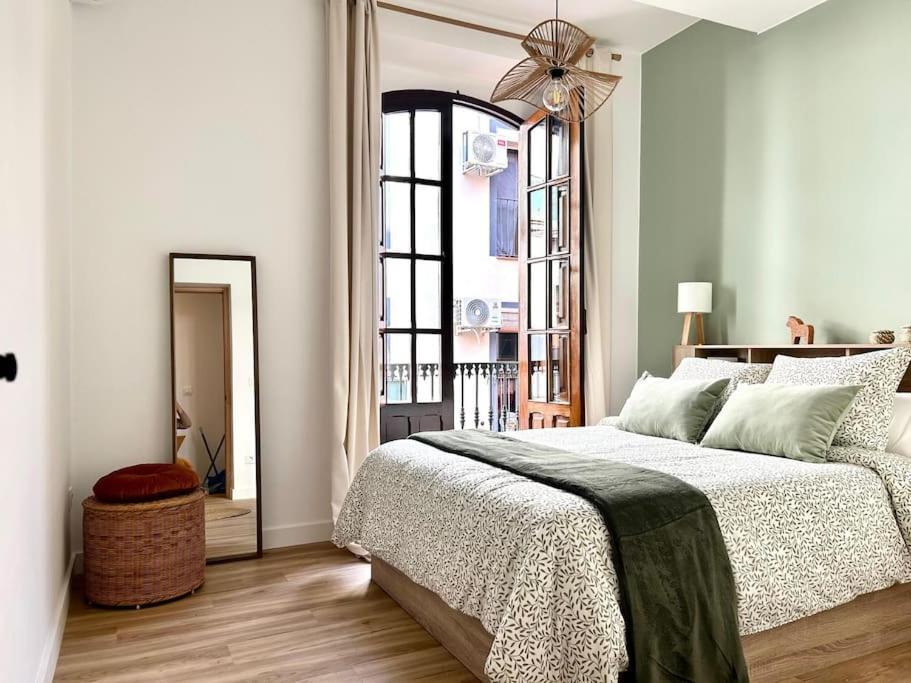 Hispalis Columnas De La Alameda Seville Ngoại thất bức ảnh